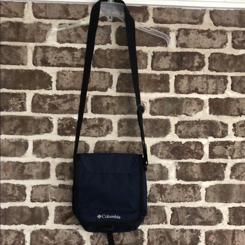 Columbia Navy Crossbody Bag